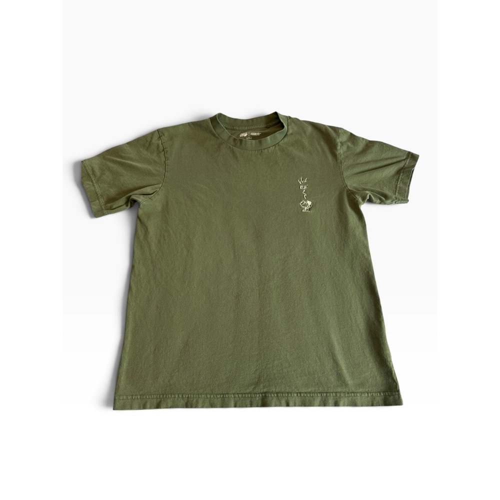 Uniqlo Peanuts UTGP T-Shirt Mens Medium Green Embroidered Woodstock Graphic